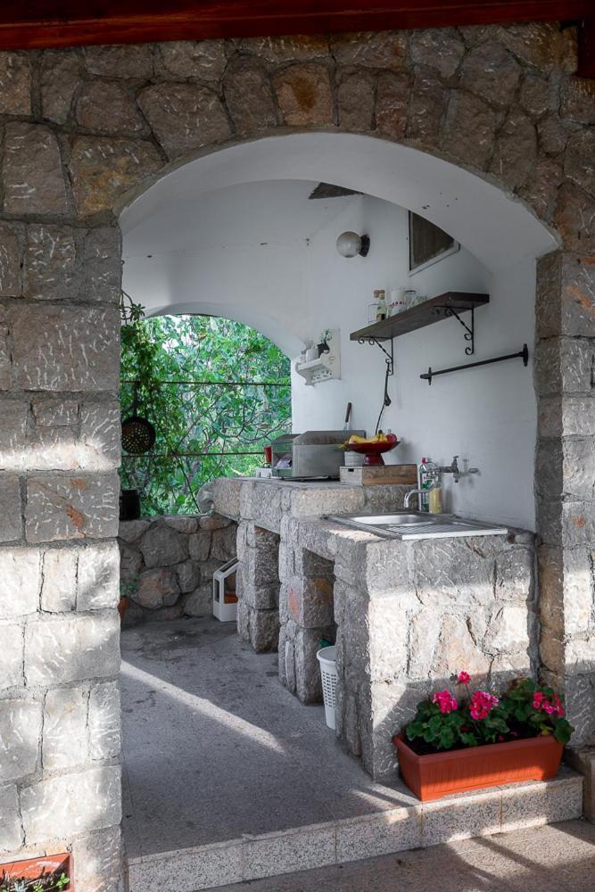 Apartments Punta Seline Luaran gambar